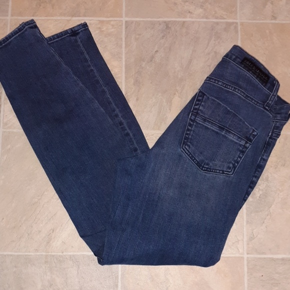 Women's Jean's - Picture 3 of 3